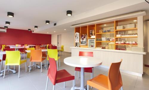 Premiere Classe Bordeaux Nord - Lac Exterior foto